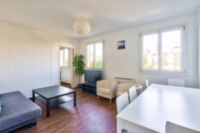 3 Bed Flat wParking 10min walk to the Velodrome